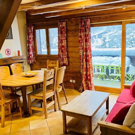 Mont Blanc View Apt In The Heart Of Chamonix Exterior photo