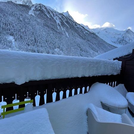 Mont Blanc View Apt In The Heart Of Chamonix Exterior photo