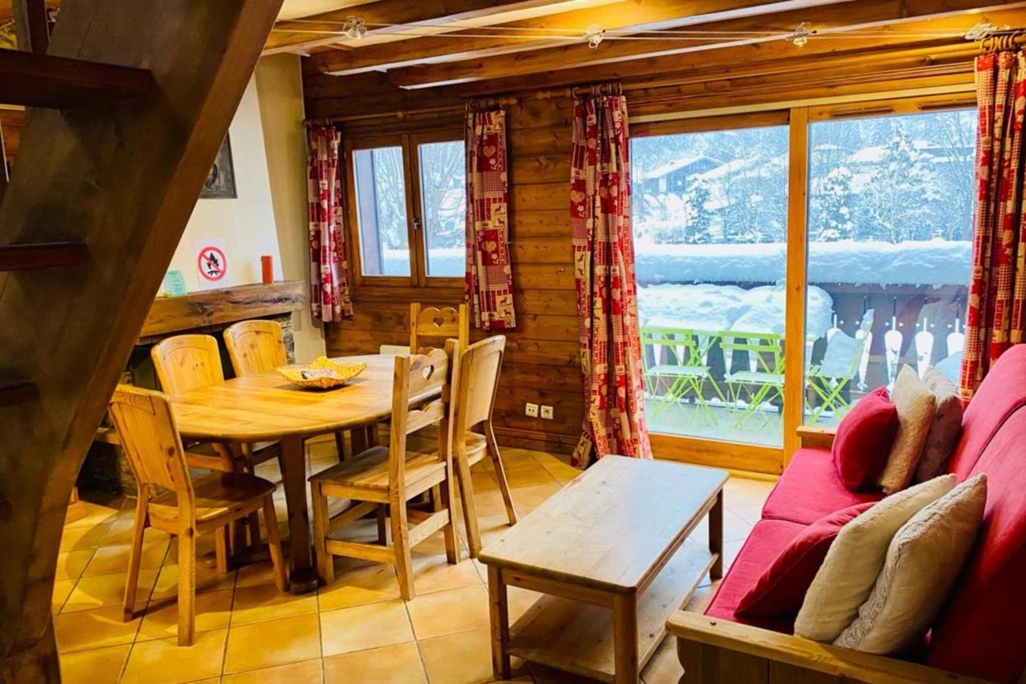 Mont Blanc View Apt In The Heart Of Chamonix Exterior photo